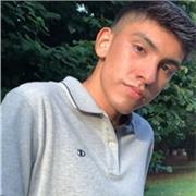 ¡Hola! Me llamo Andrés, tengo 18 años y soy estudiante. Hablo Euskera e Inglés. En lo personal me considero una persona agradable